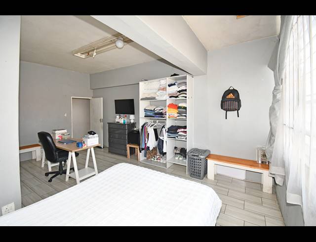 5 BEDROOM APARTMENT FOR SALE IN HIGHLANDS NORTH